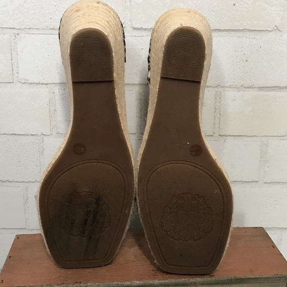 Vince Camuto Wedge Sandals Women's Size 10M - Picture 7 of 10